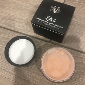 KVD Peach Lock It Brightening Powder